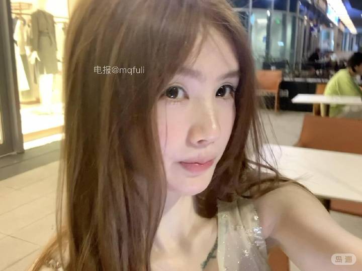 笨蛋美女 | 2026-05-13照片 第7张
