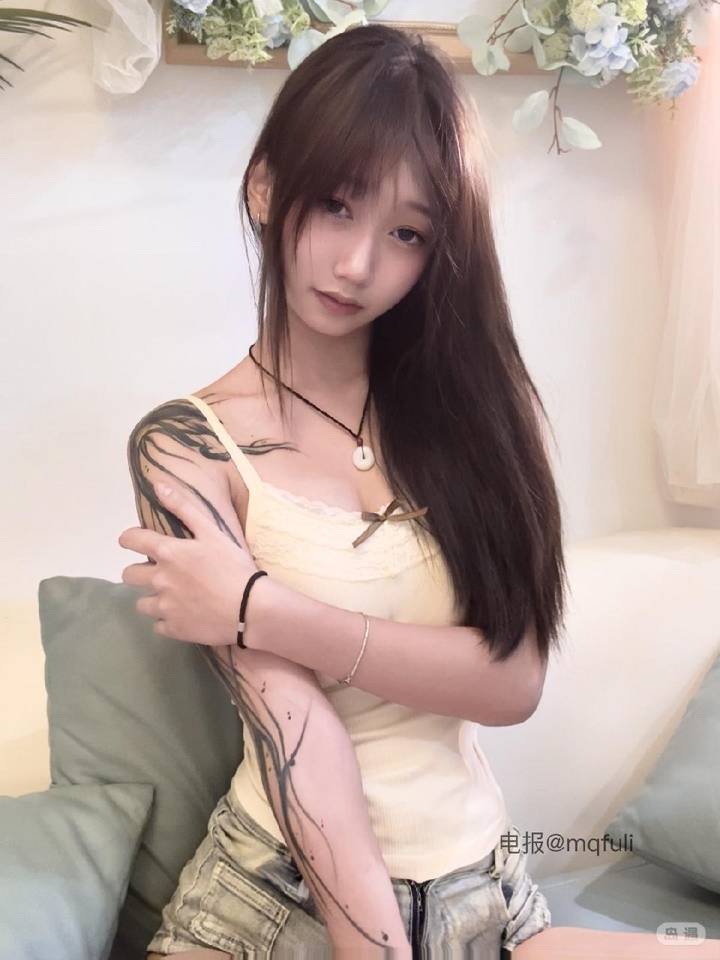 白七月 | 2026-05-13照片 第1张