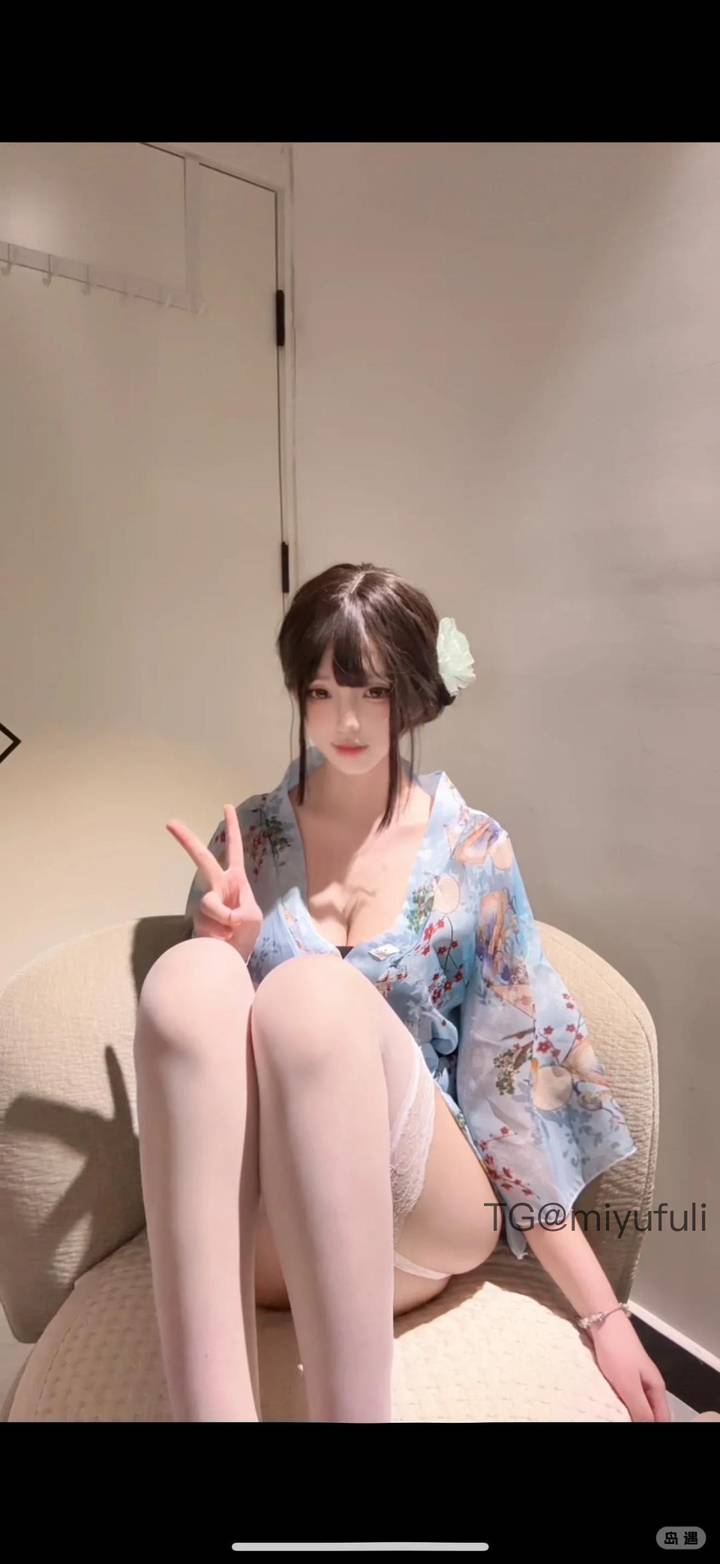 喵呜橙 | 2026-05-14照片 | 岁岁金河复玉关
