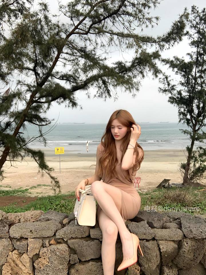 笨蛋美女 | 2026-05-14照片 | 昔我往矣