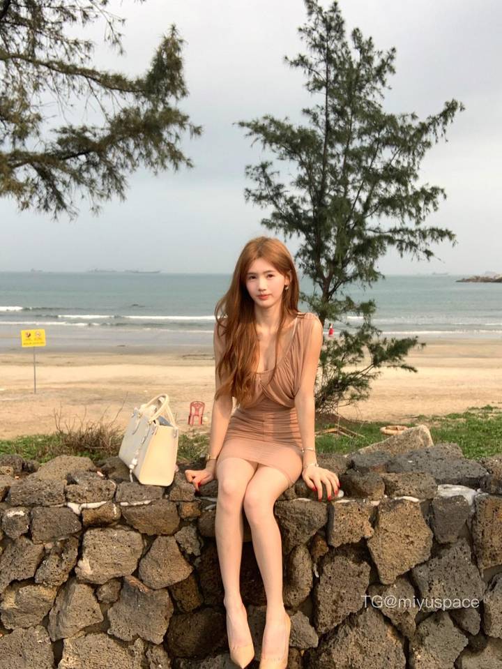 笨蛋美女 | 2026-05-14照片 | 昔我往矣