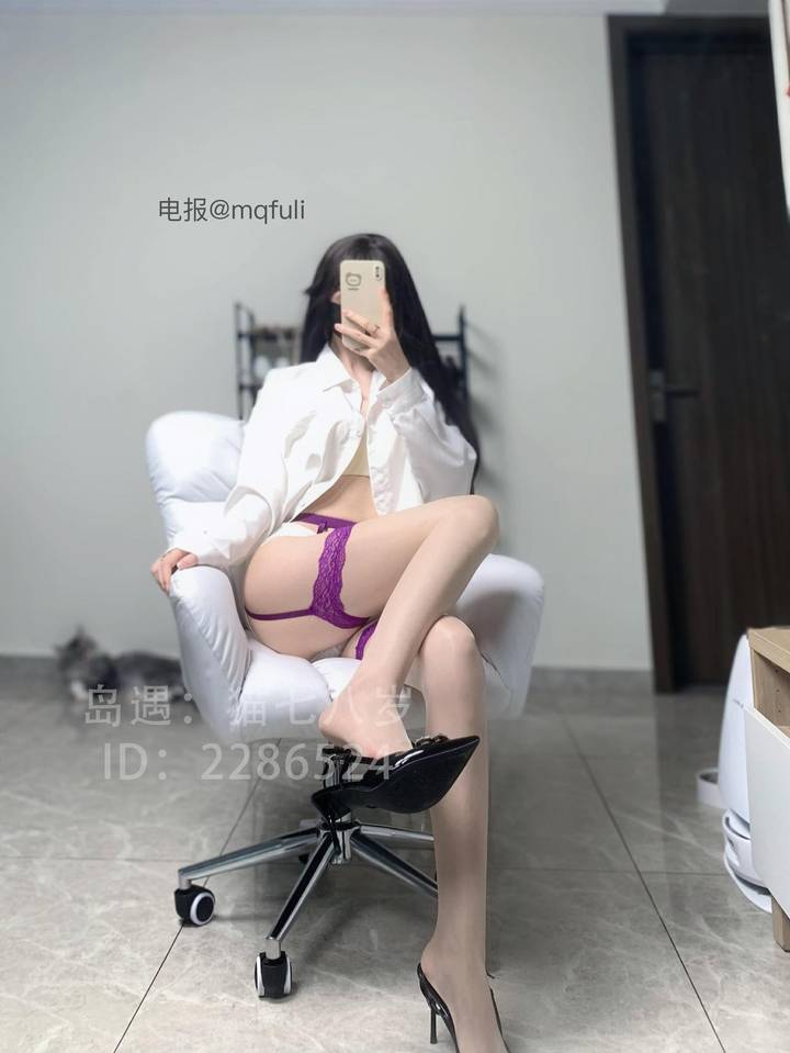 猫七八岁 | 2026-05-14照片 | 骎骎娇眼开仍
