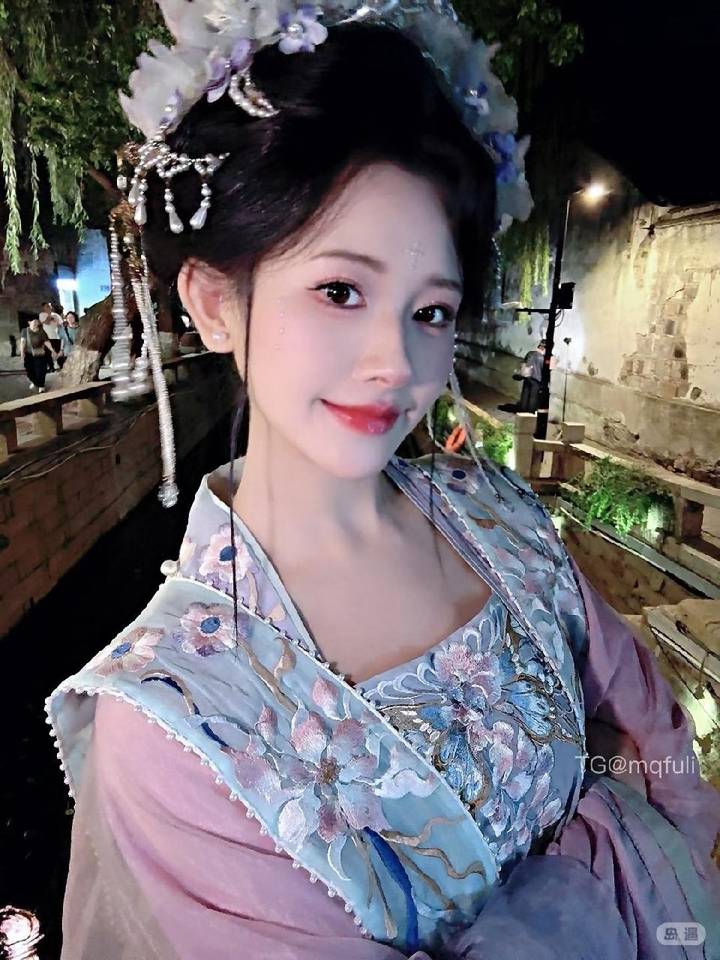 刘小鱼吖 | 2026-05-16_1照片 黑云翻墨未遮山 第1张