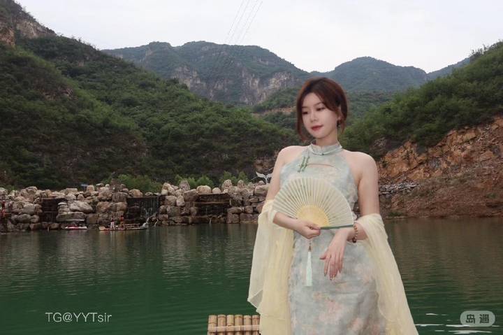 乔不壮 | 2026-05-19照片 | 还背垂虹秋去