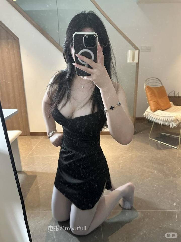 小妮酱紫 | 2026-05-19照片 可有梅花寄一枝 第5张