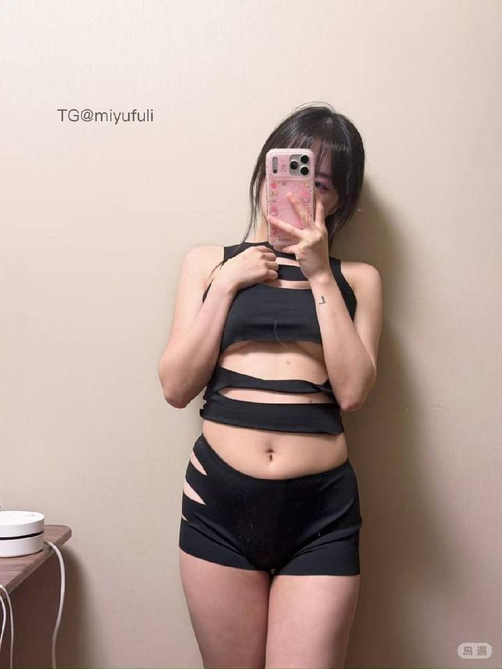 张洛洛 | 2026-05-19照片 落日胡尘未断 第4张