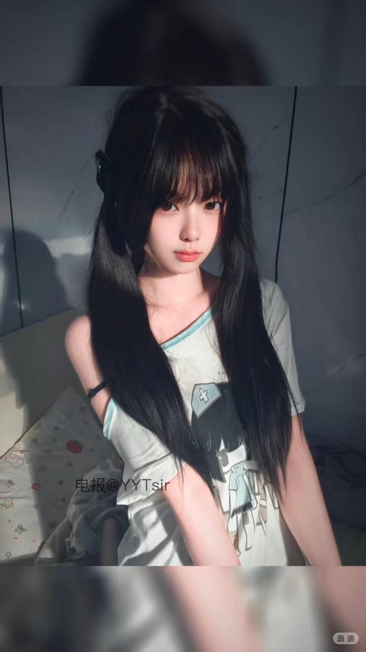 一口三文鱼 | 2026-05-21照片 画船儿天边至 第4张