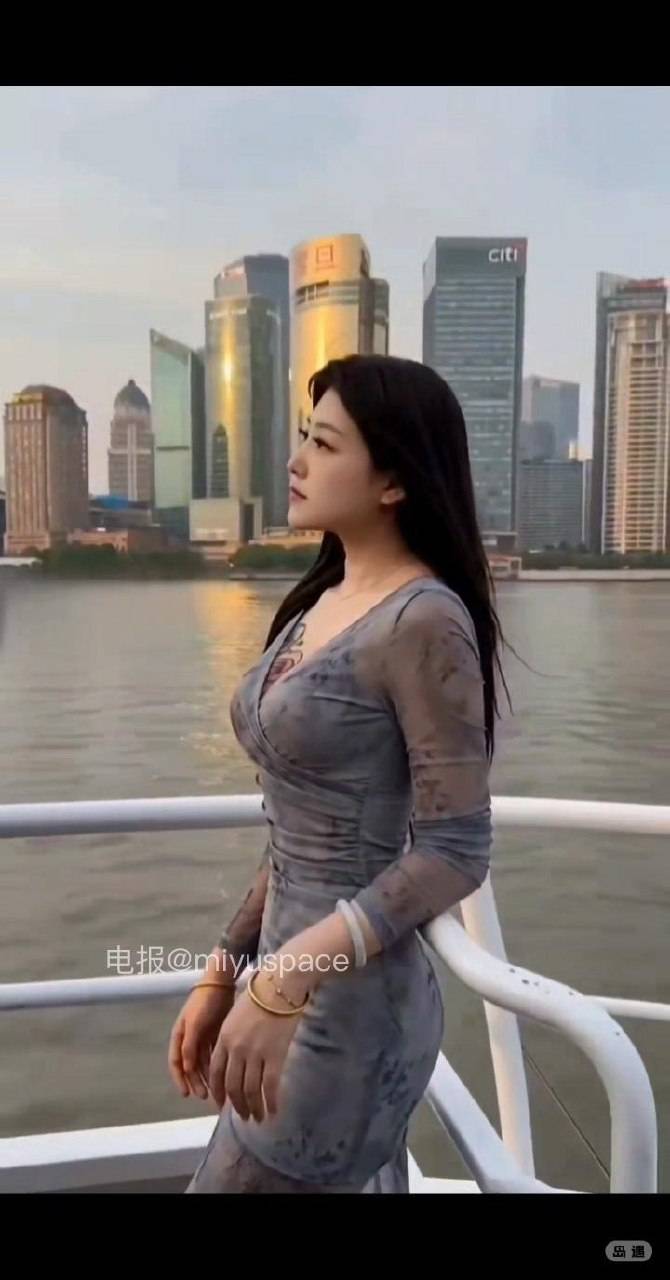 悠哈 | 2026-05-24照片 求得人间成小会 第2张