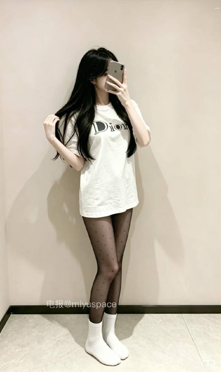王梦婷 | 2026-05-25照片 第1张
