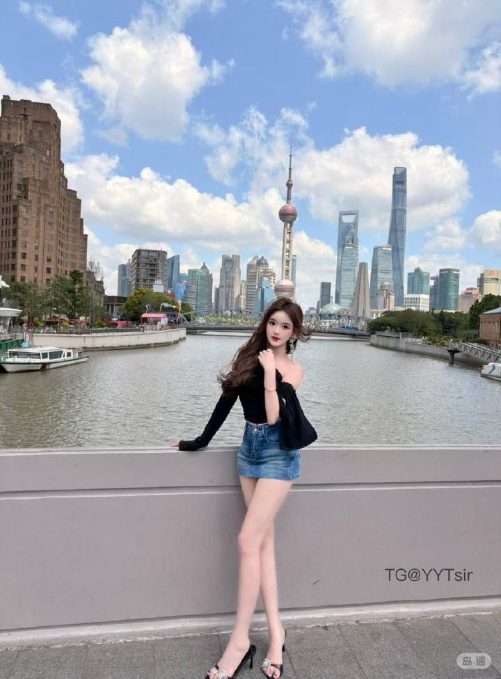小艾baby | 2026-05-29照片 | 衣懒换
