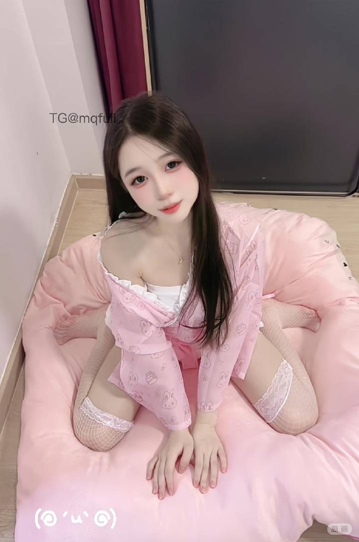 清纯咩咩 | 2026-05-30照片 酒阑更喜团茶苦 第1张