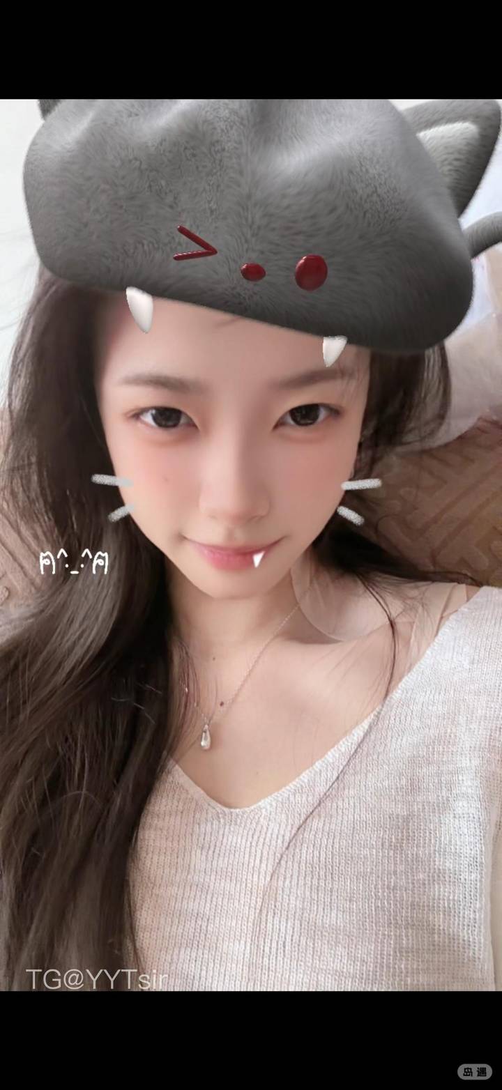 凤梨腿不长 | 2026-06-04照片 云收雨过波添 第1张