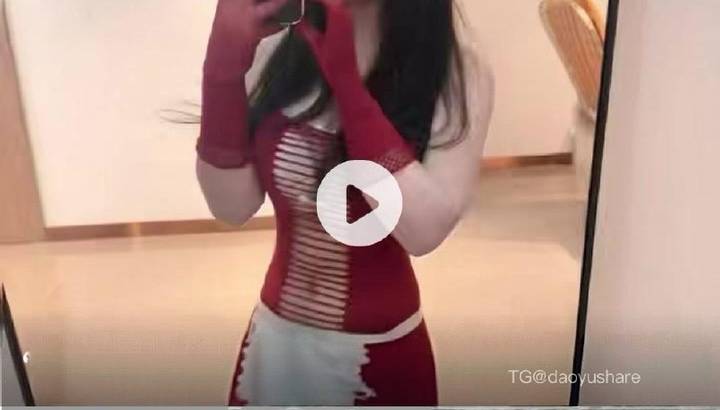 小妮酱紫 | 2026-06-04照片 第1张