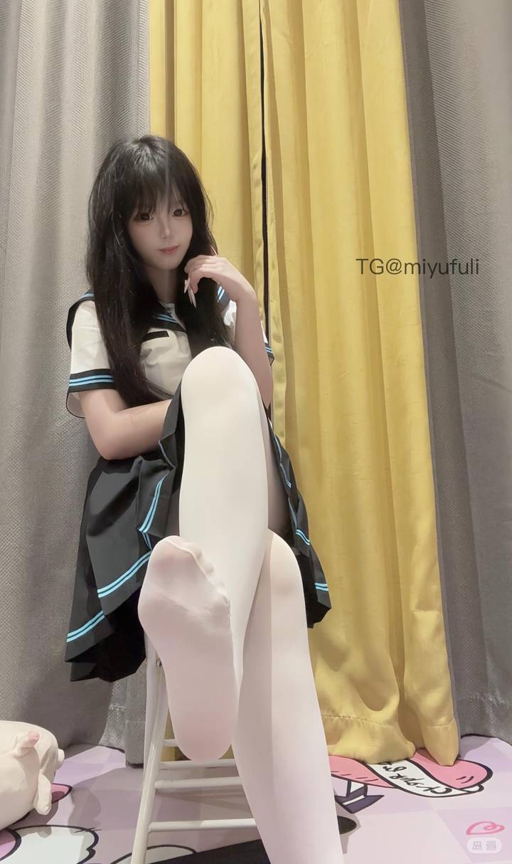 被被很香 | 2026-06-04照片 第1张