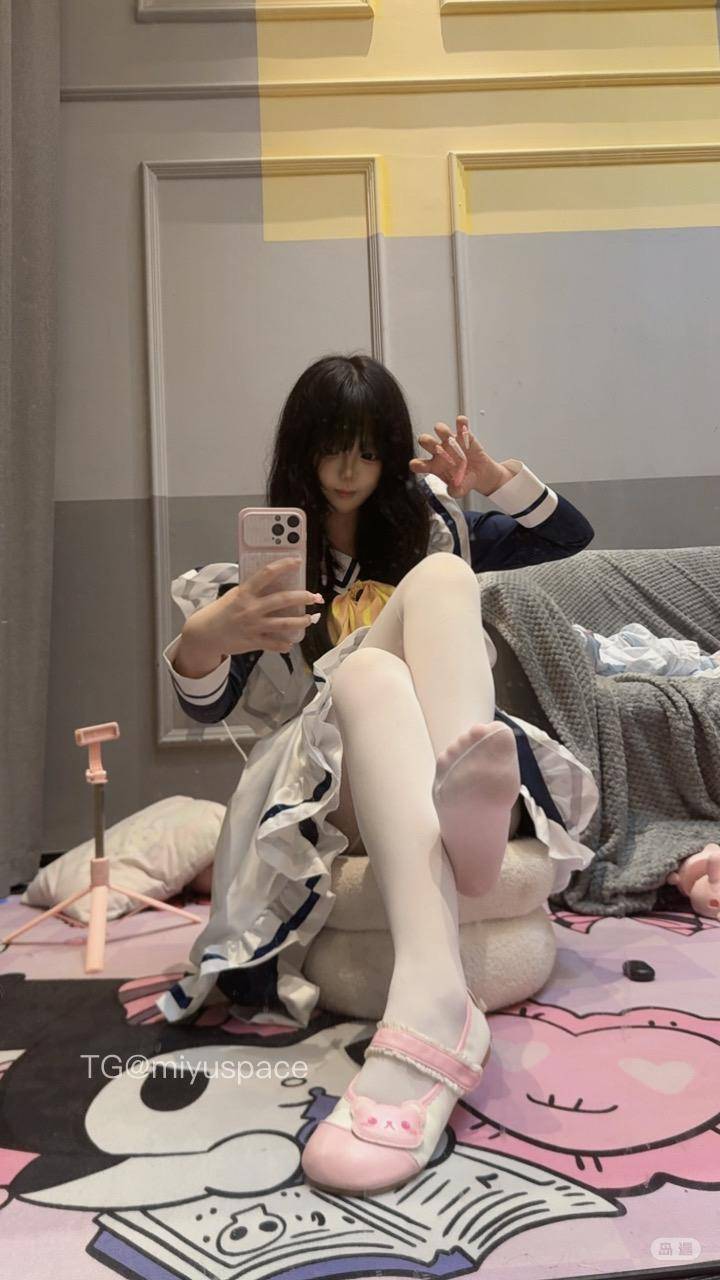 被被很香 | 2026-06-09照片 | 仓禀无宿储