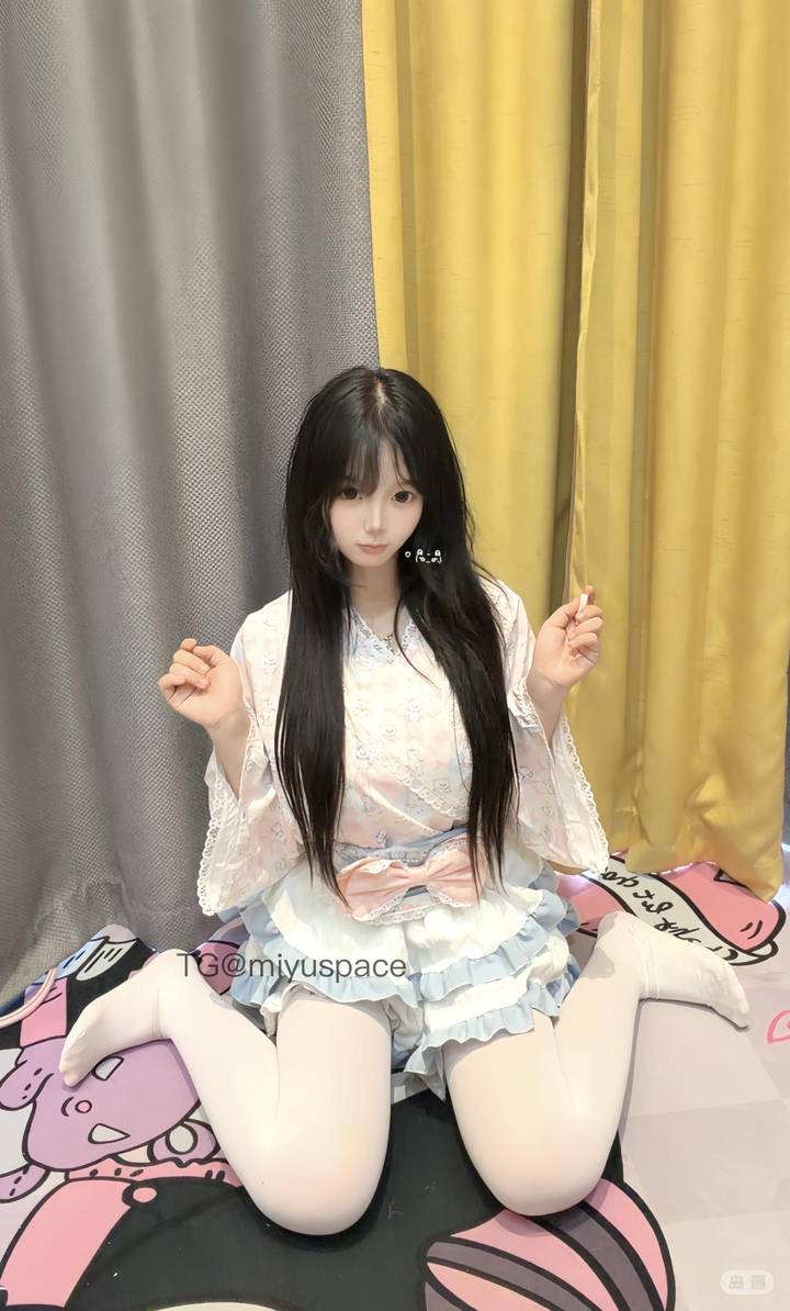 被被很香 | 2026-06-18照片 京国多年情尽改 第5张