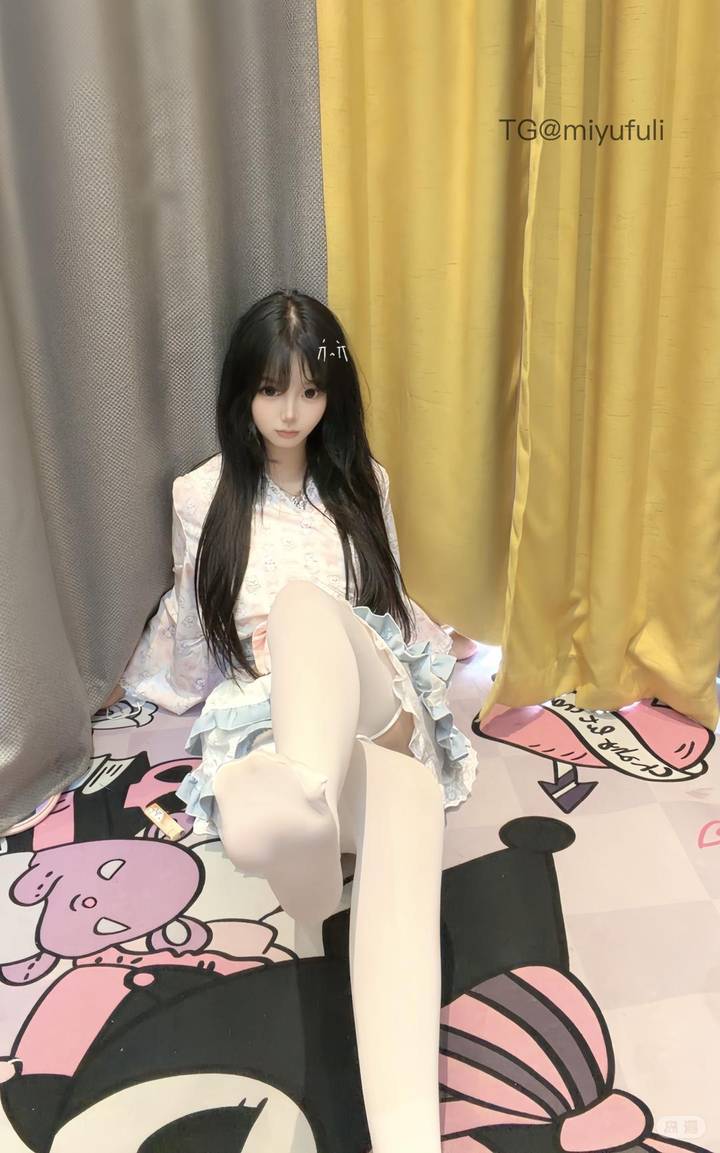 被被很香 | 2026-06-18照片 京国多年情尽改 第9张