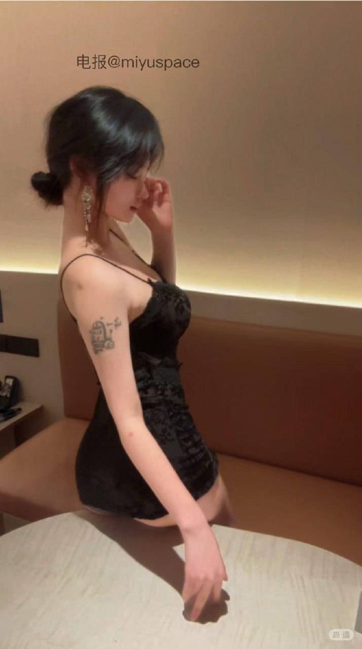 我只有一个美 | 2026-06-18照片 青山欲共高人语 第2张