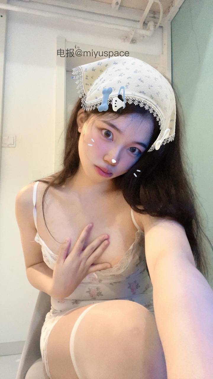 泡澡的银渐层 | 2026-06-20照片 长记曾携手处 第8张