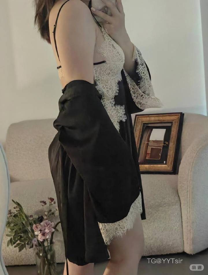 小甜酱 | 2026-06-20_2照片 | 春风桃李花开日