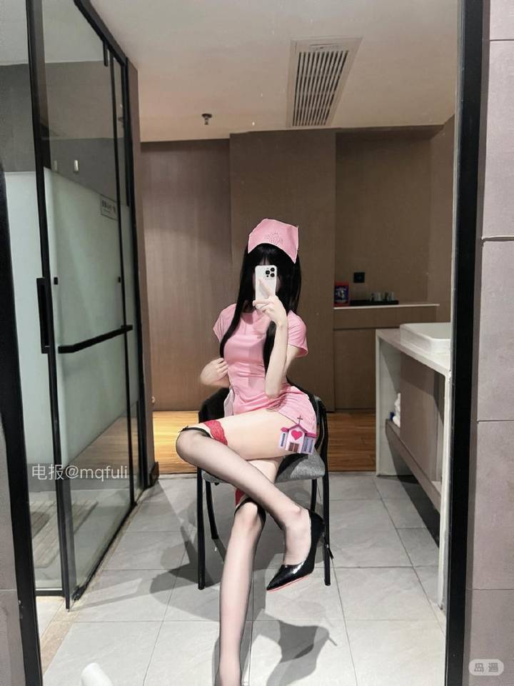 小甜酱 | 2026-06-20_4照片 柳庭风静人眠昼 第20张