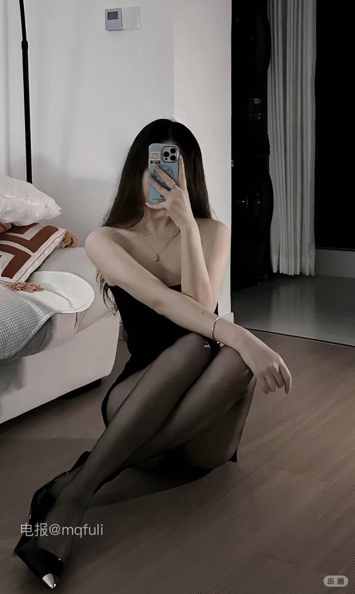 小甜酱 | 2026-06-20_11照片 无人知此意 第30张