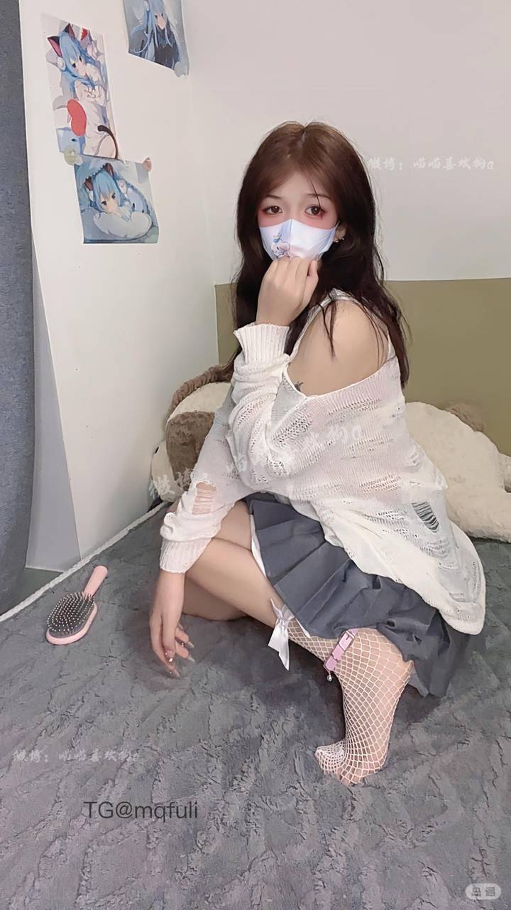 喵喵喜欢狗 | 2026-06-20照片 新妆宜面下朱楼 第15张