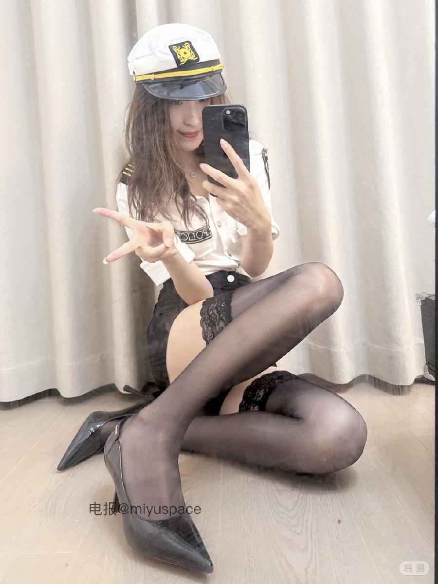 粉红小香猪