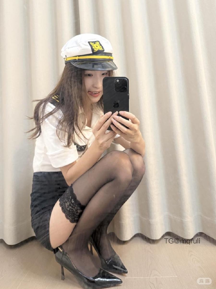 粉红小香猪