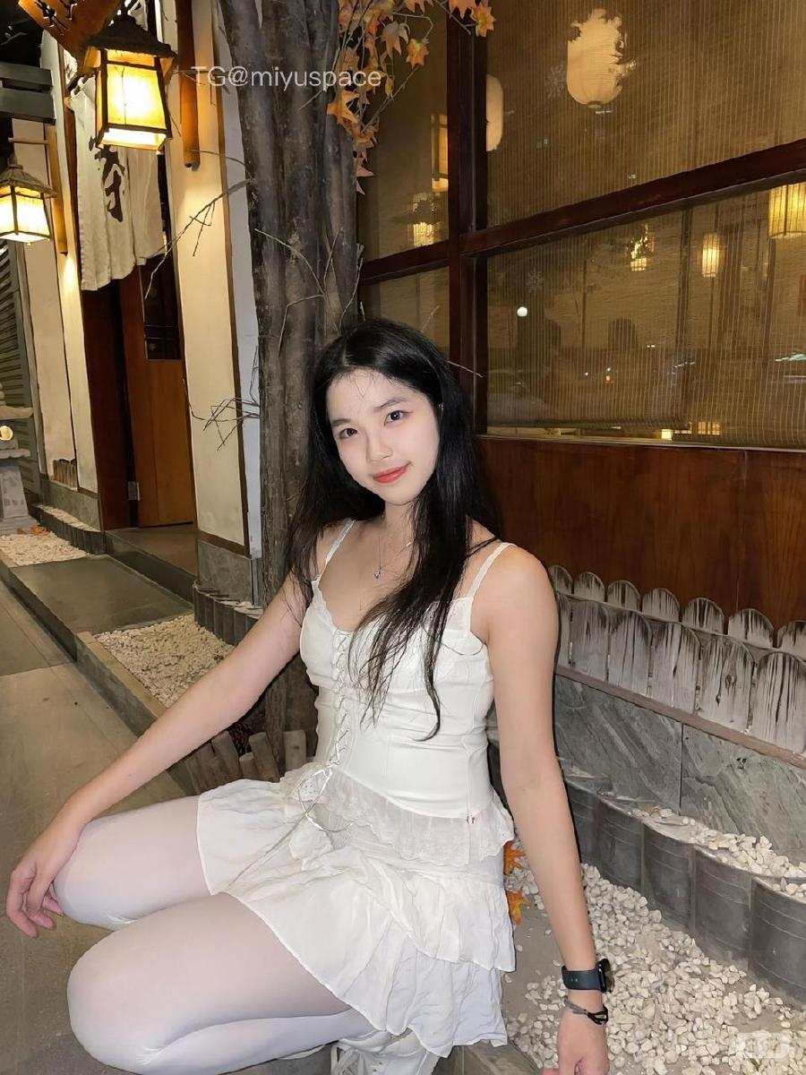 泡澡的银渐层