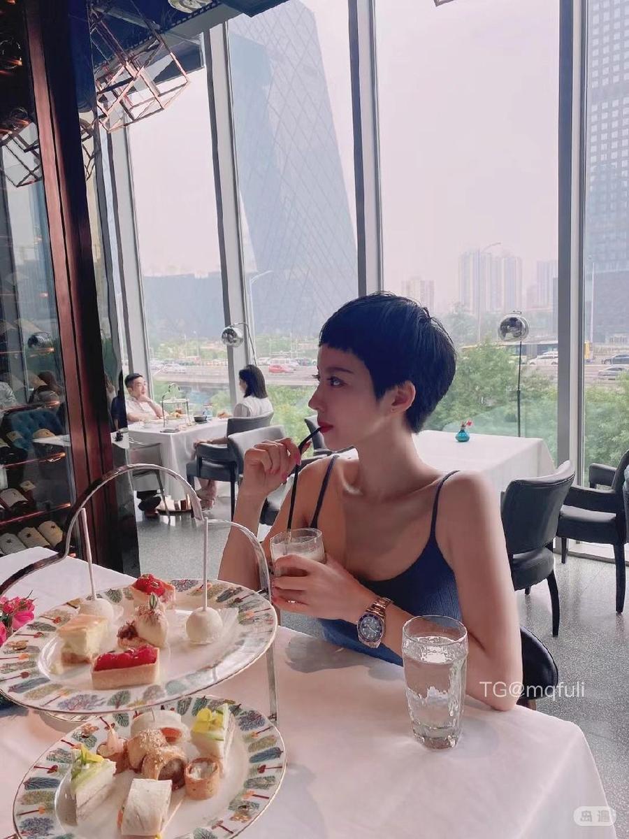 董娃娃 | 2026-06-26 图片 📸 | 我们是独立的个体，却不是孤独的存在
