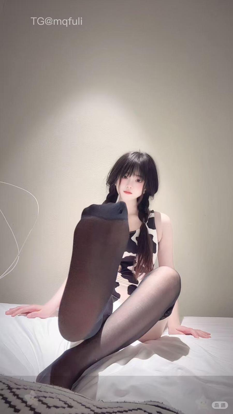 睡觉爱转圈