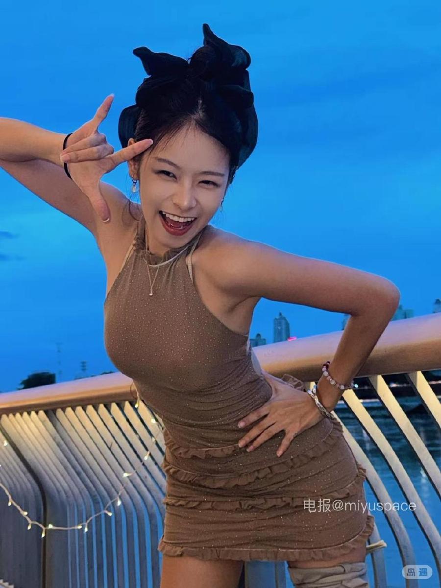 凤梨腿不长