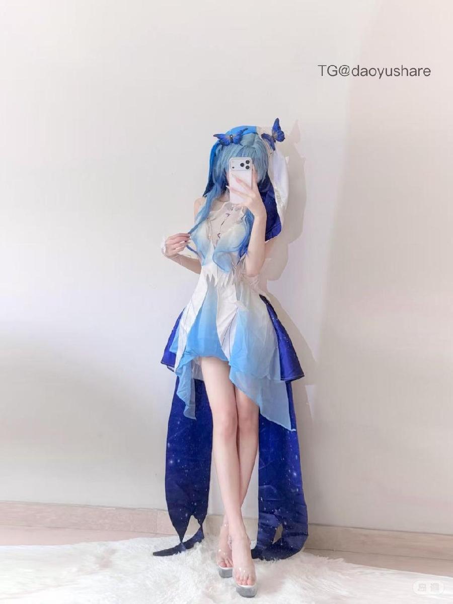 椰椰小意 | 2026-06-30 图片 📸 | 直到看见她和别人恋爱的模样