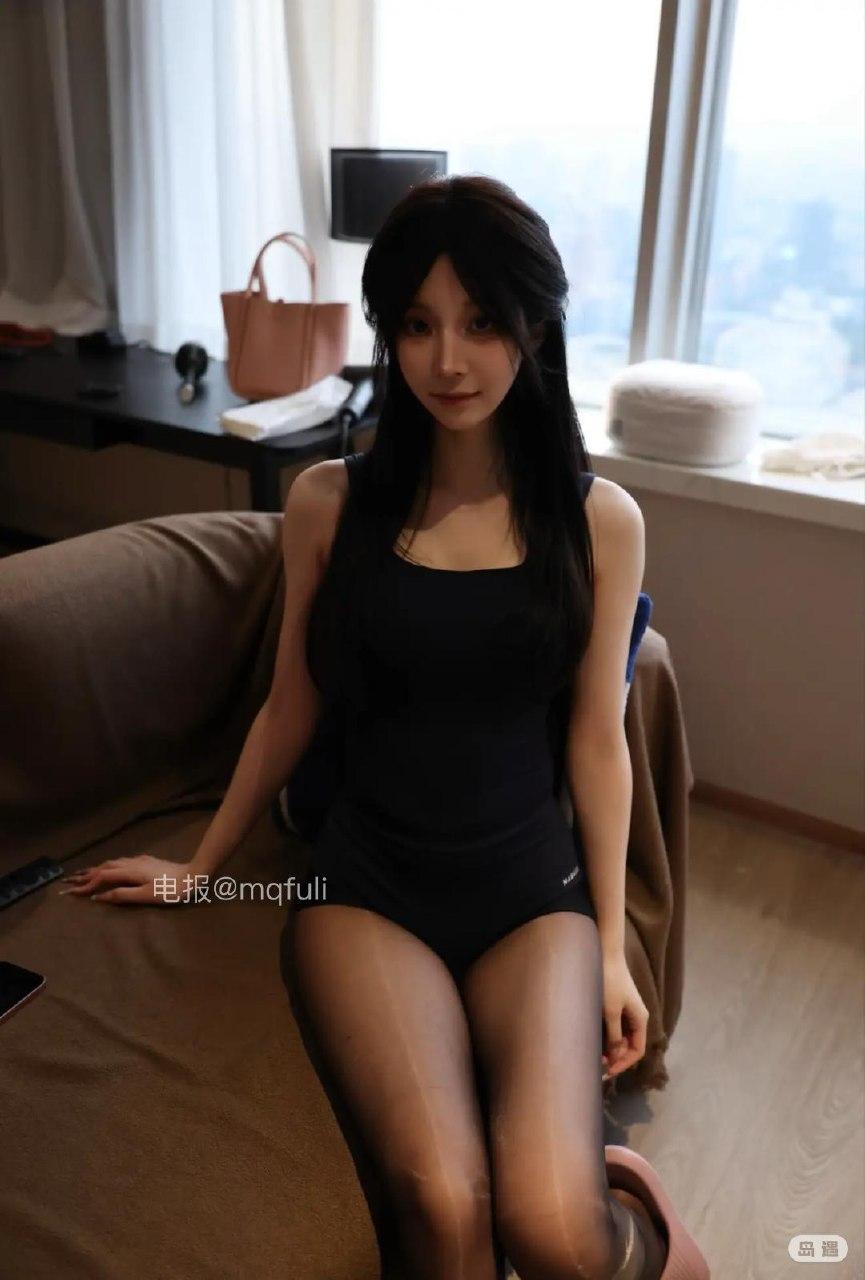 肚脐小师妹