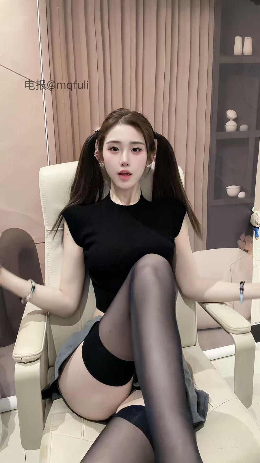 蛇巳