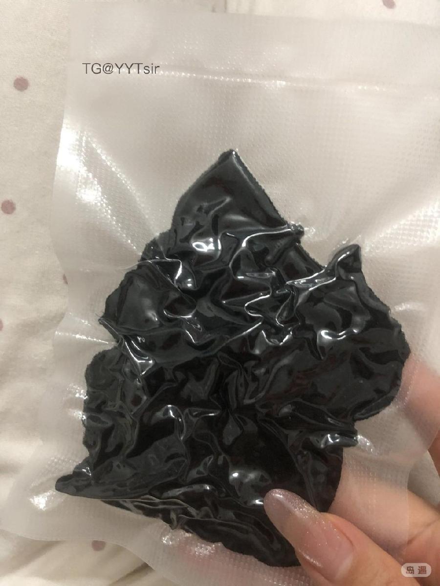 小氿桃儿