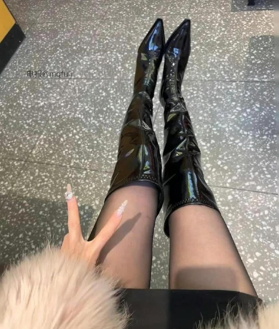 灿琳然
