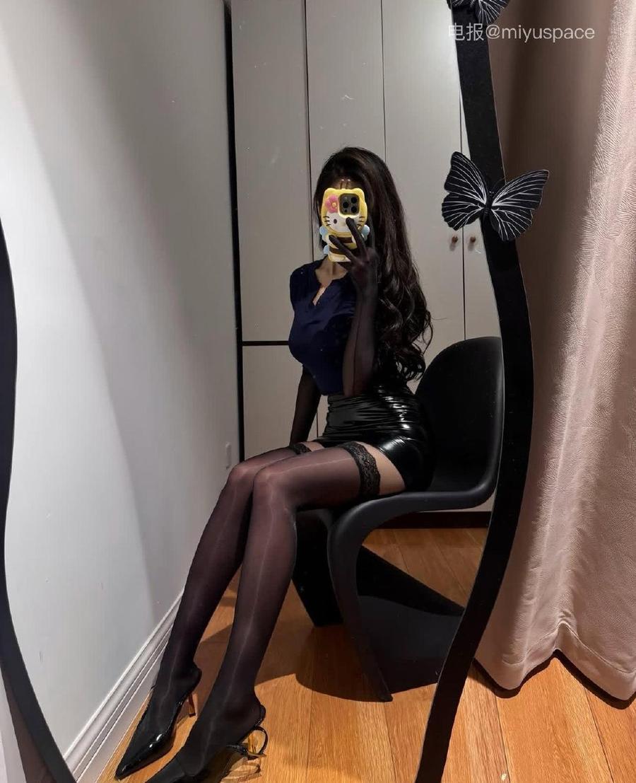 灿琳然