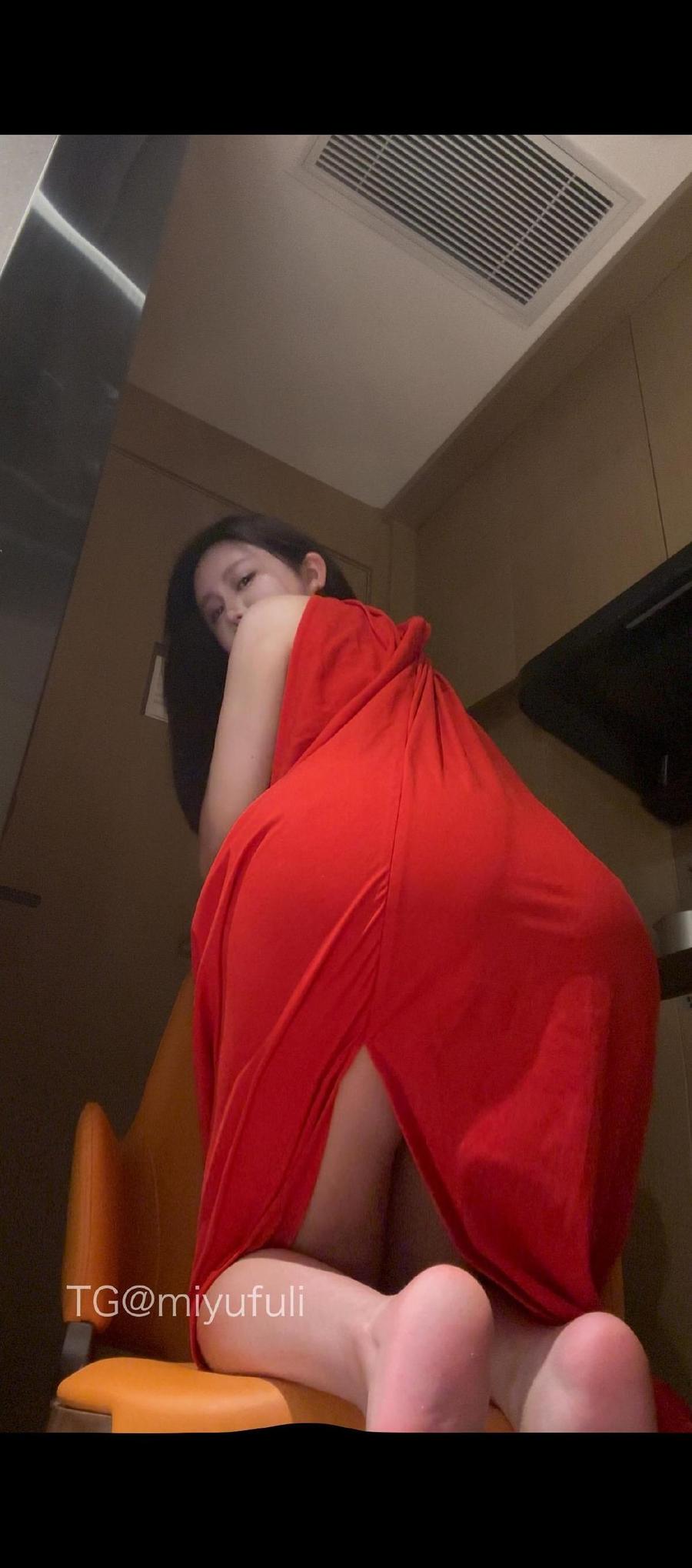 钟意依阳
