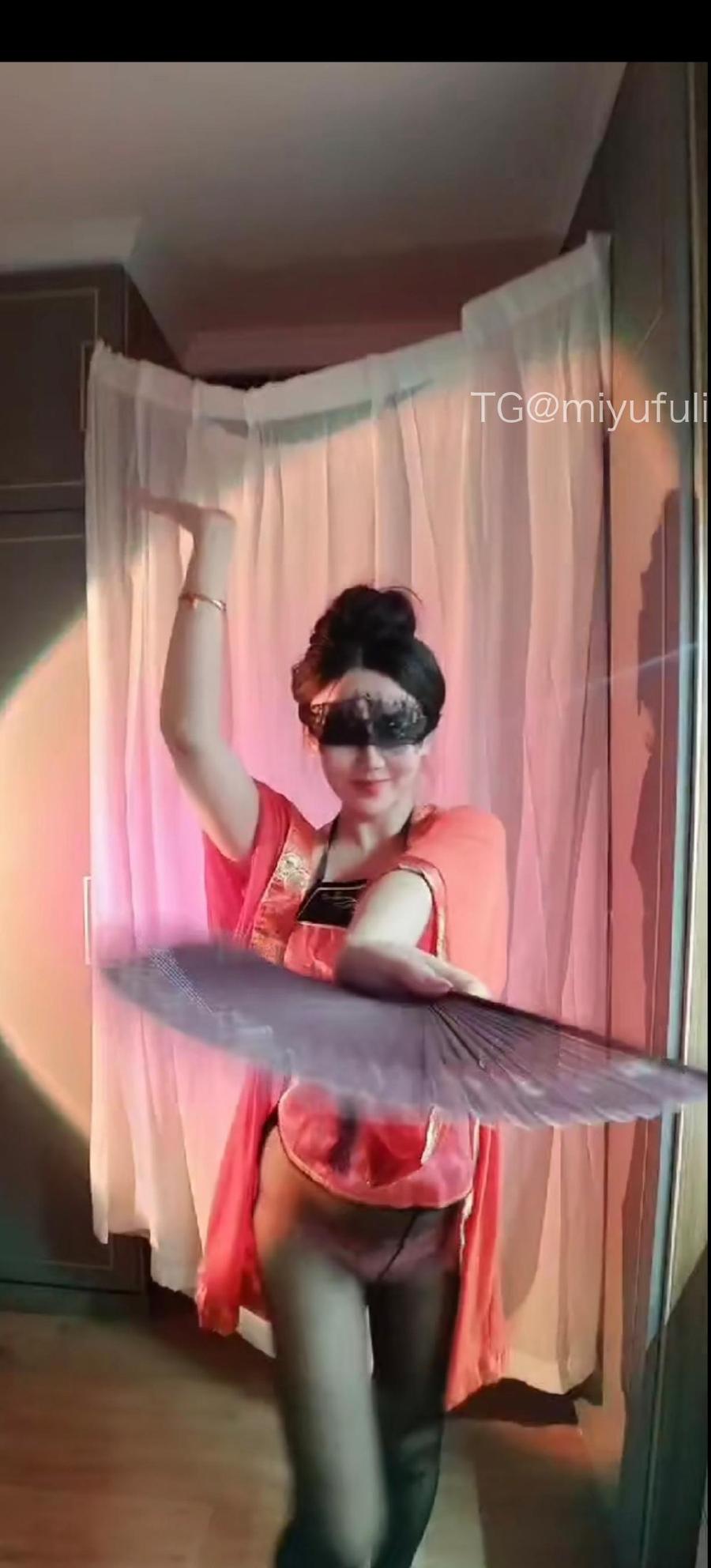 豆芽妞