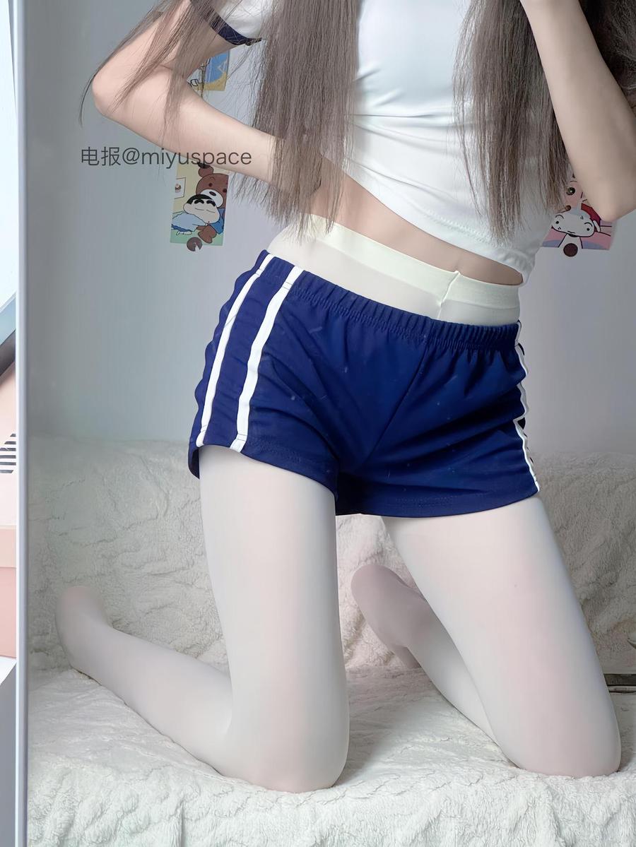 起司我啦 | 2026-07-08 图片 📸 | 我的床不大不小，用来睡你刚刚好