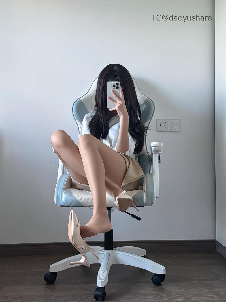 起司我啦 | 2026-07-08 图片 📸 | 睡不着，可能被子太轻，压不住想你的心