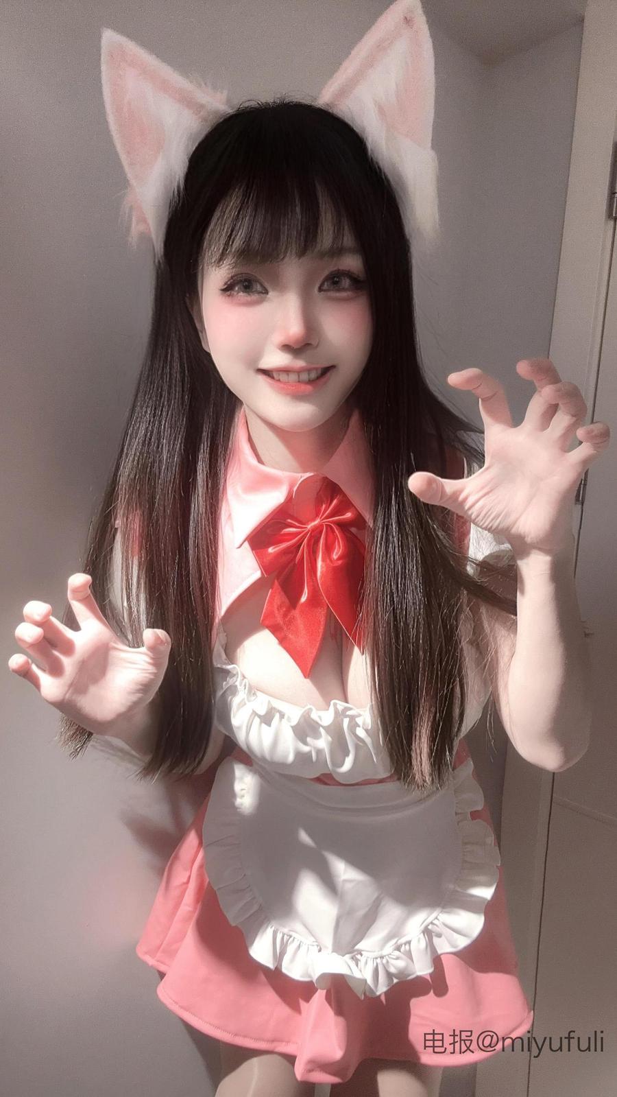 莉莉子 | 2026-07-08 图片 📸 | 我真的陷入爱情了，每天都这么心动