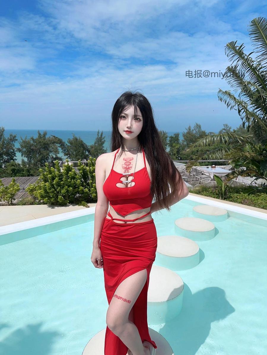莉莉子 | 2026-07-08 图片 📸 | 我的手被划了一道口子，你也划一道