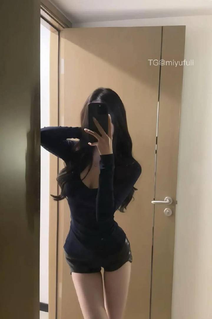 把男人夹到哭 | 2026-07-13 图片 📸 | 这是我的手背，这是我的脚背，你是我的宝贝