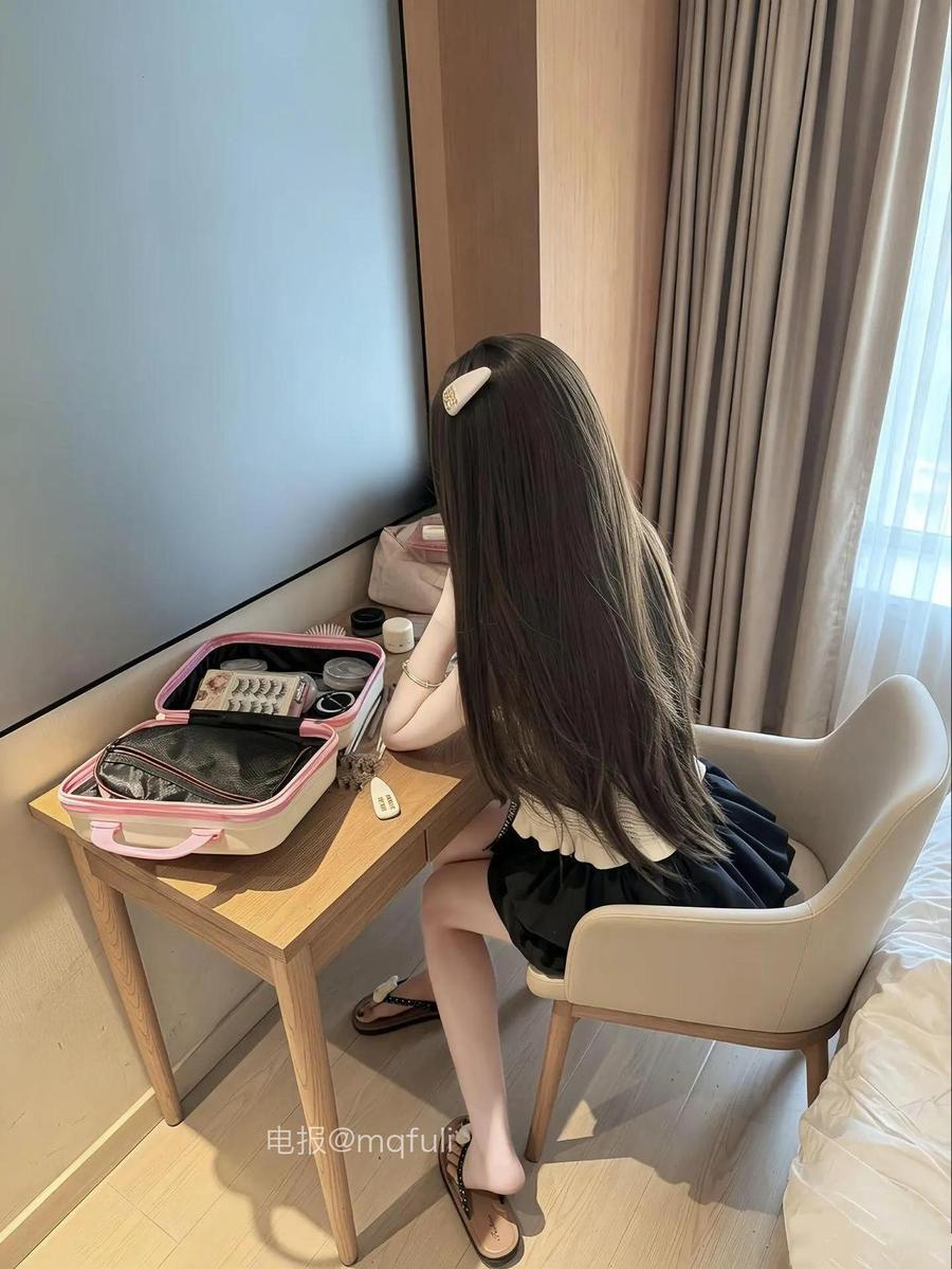 常让男人哭 | 2026-07-13 图片 📸 | 你可以帮我个忙么？什么忙？帮忙快点爱上我