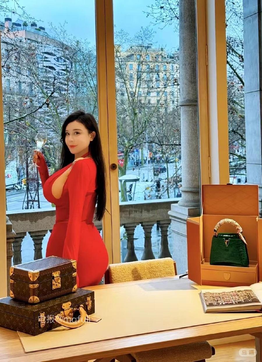 大诗瑶