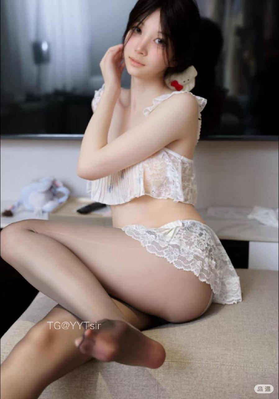 肚脐小师妹