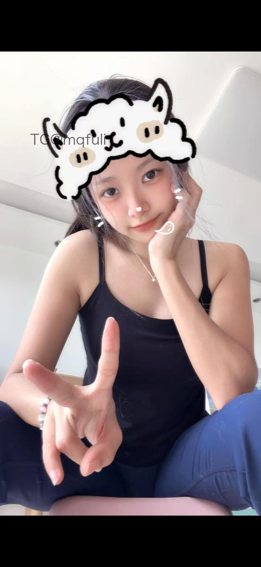 凤梨腿不长